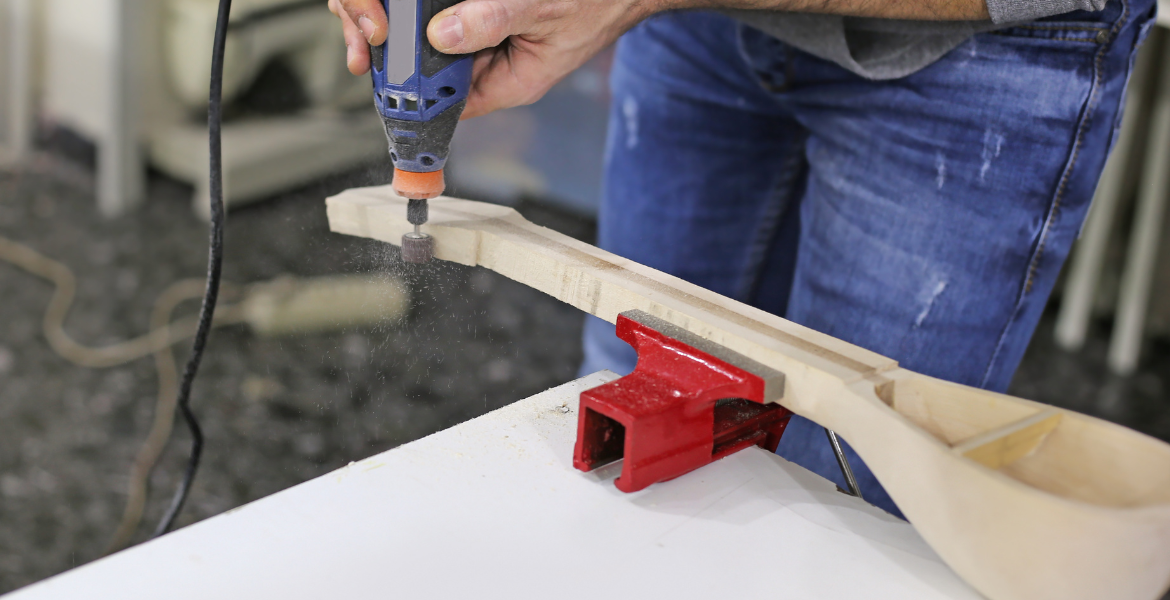 Mızraplı Halk Müziği Enstrümanları Yapımı Eğitimi   [50 AP / 30 CP / 100 PP]