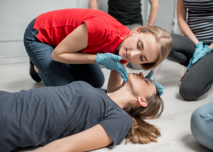 Temel İlk Yardım Eğitimi   [50 AP / 30 CP / 100 PP]