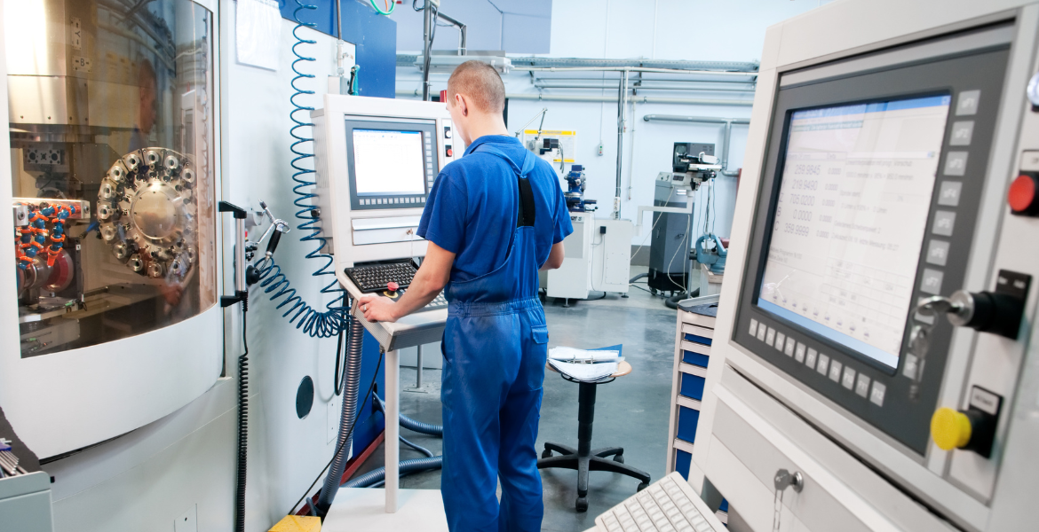 Bilgisayarlı Makine İmalatı Eğitimi   [50 AP / 30 CP / 100 PP]