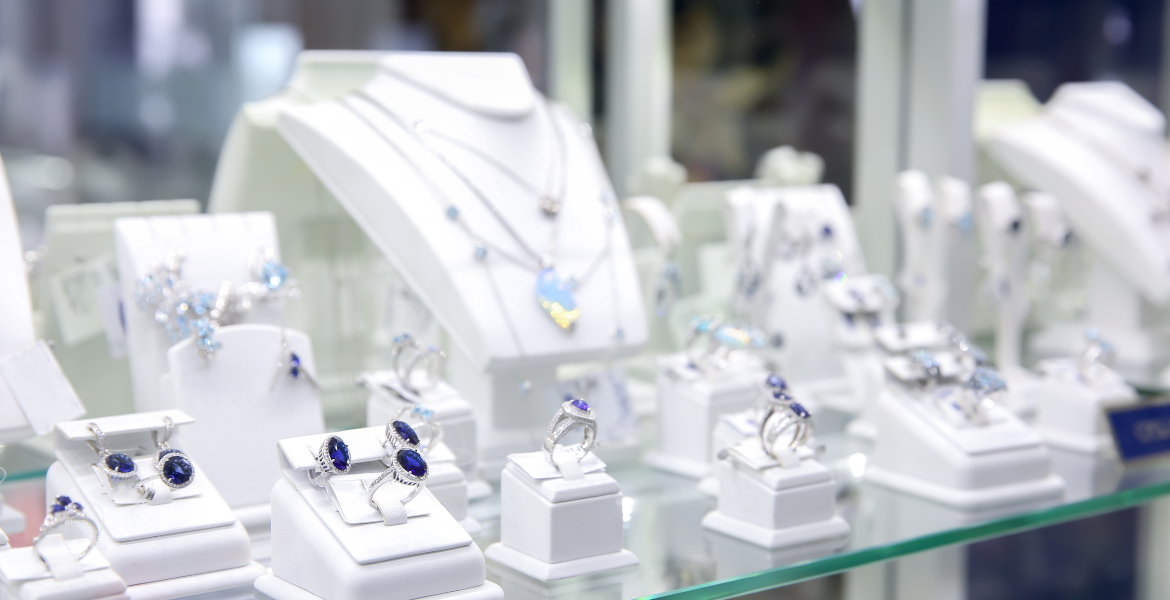 Vitrin Kuyumculuğu Eğitimi   [50 AP / 30 CP / 100 PP]